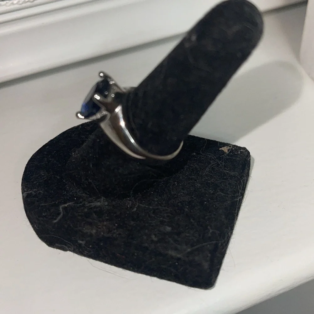D&p Sterling Silver Ring. - Picture 3 of 11